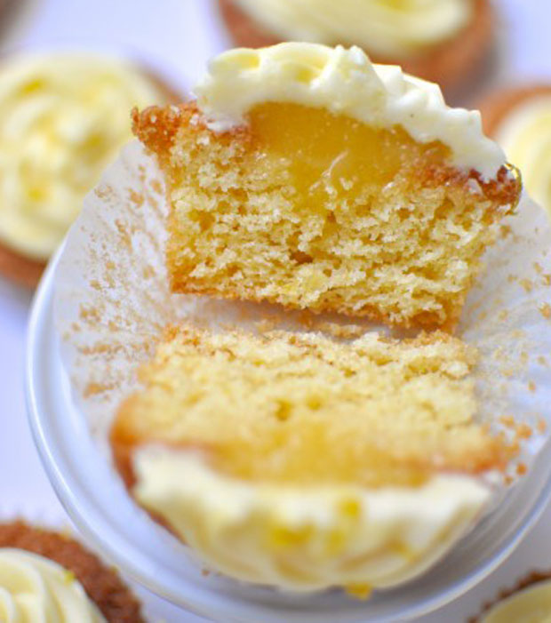 Lemon Curd Cupcakes with Filling