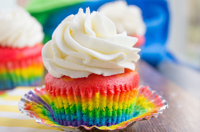 Rainbow Cupcakes with Vanilla Frosting
