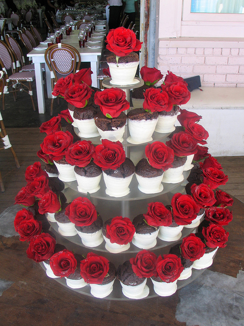 Red Rose Wedding Cupcakes
