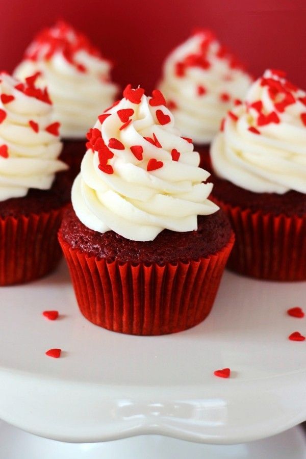 Red Velvet Cupcakes Red Velvet Cupcakes