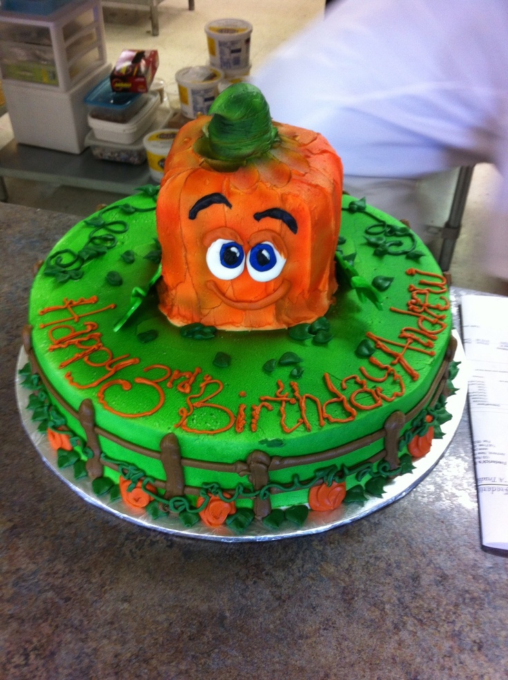 6 Photos of Square Halloween Cakes