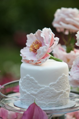 Sugar Flower Bridal Shower Cakes