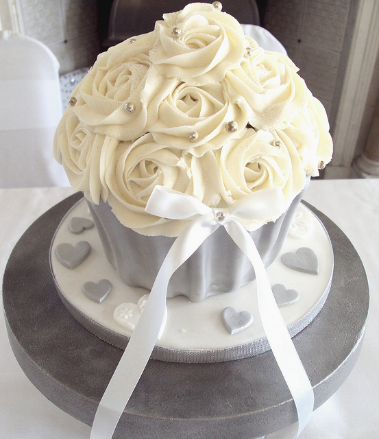 Wedding Giant Cupcake Cake