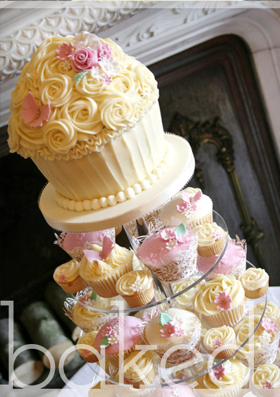 Wedding Giant Cupcake Cake