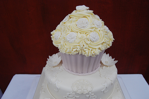 Wedding Giant Cupcake Cake