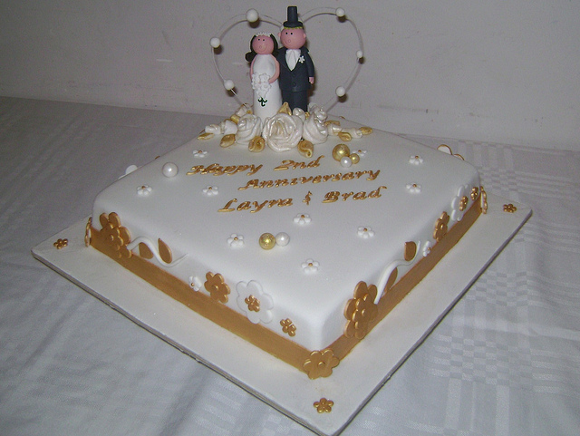 2nd Wedding Anniversary Cake