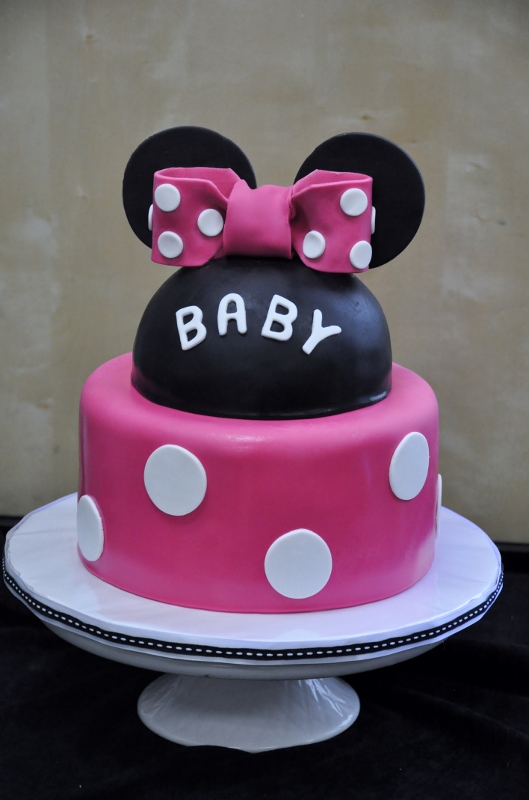 Baby Mini Mouse Cake