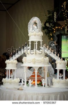 Big Wedding Cakes with Fountains