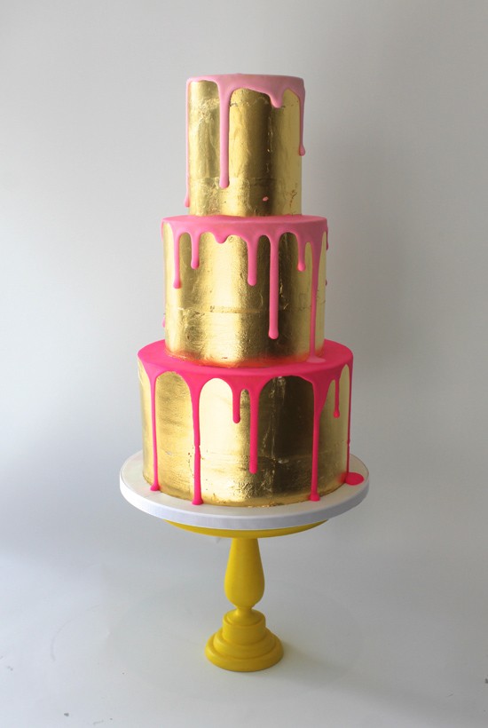 Cake Pink and Gold Drip