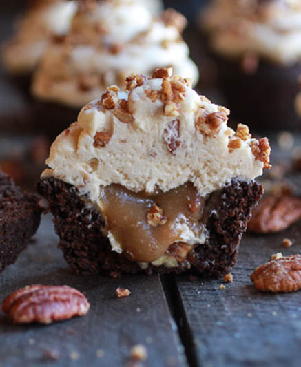 Chocolate Bourbon Pecan Pie Cupcakes