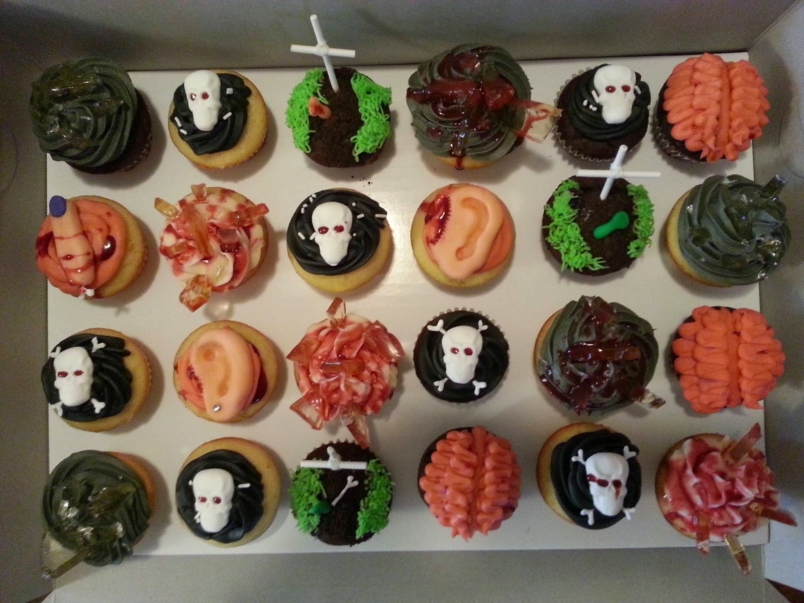 Creepy Halloween Cupcake Cakes