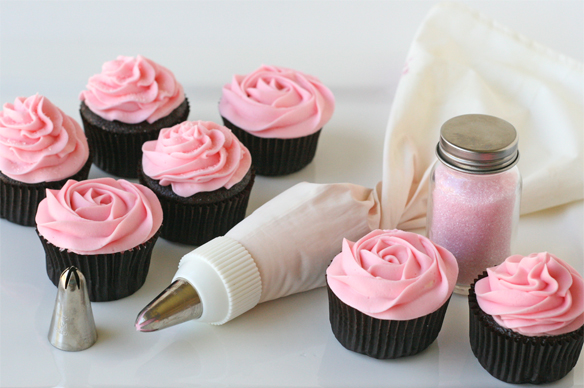 Cupcake Frosting Decorating