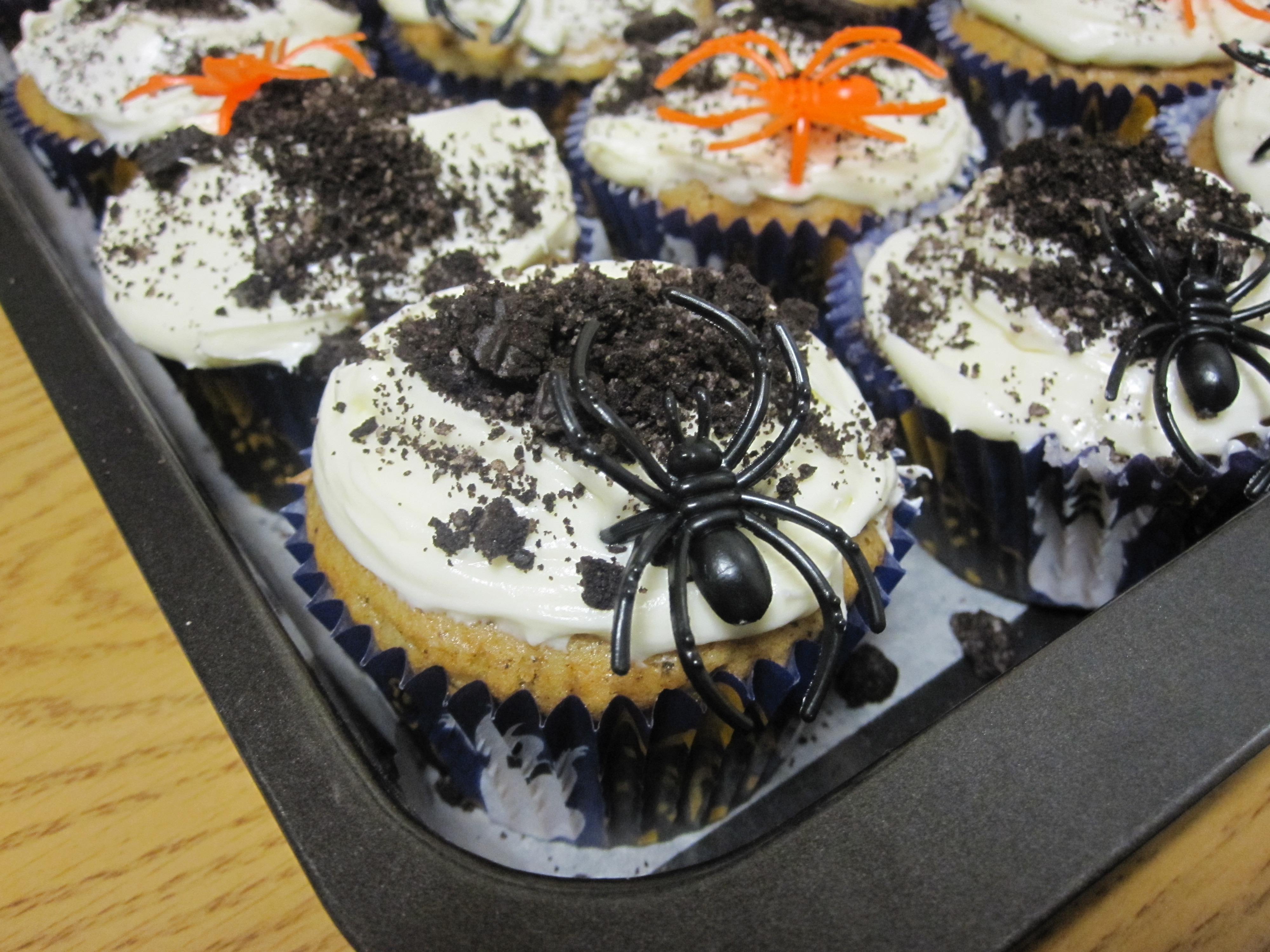 Halloween Oreo Cupcakes