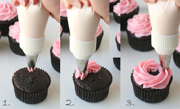 How to Frost Cupcakes Swirl