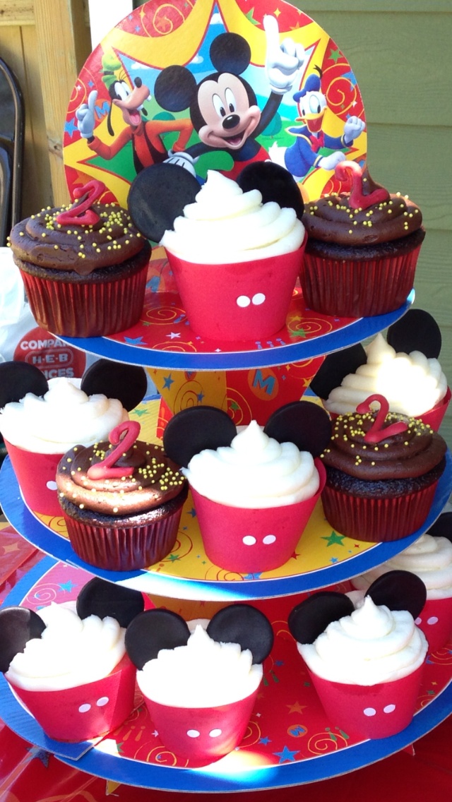 Mickey Mouse 1st Birthday Cupcakes Mickey Mouse 1st Birthday Cupcakes