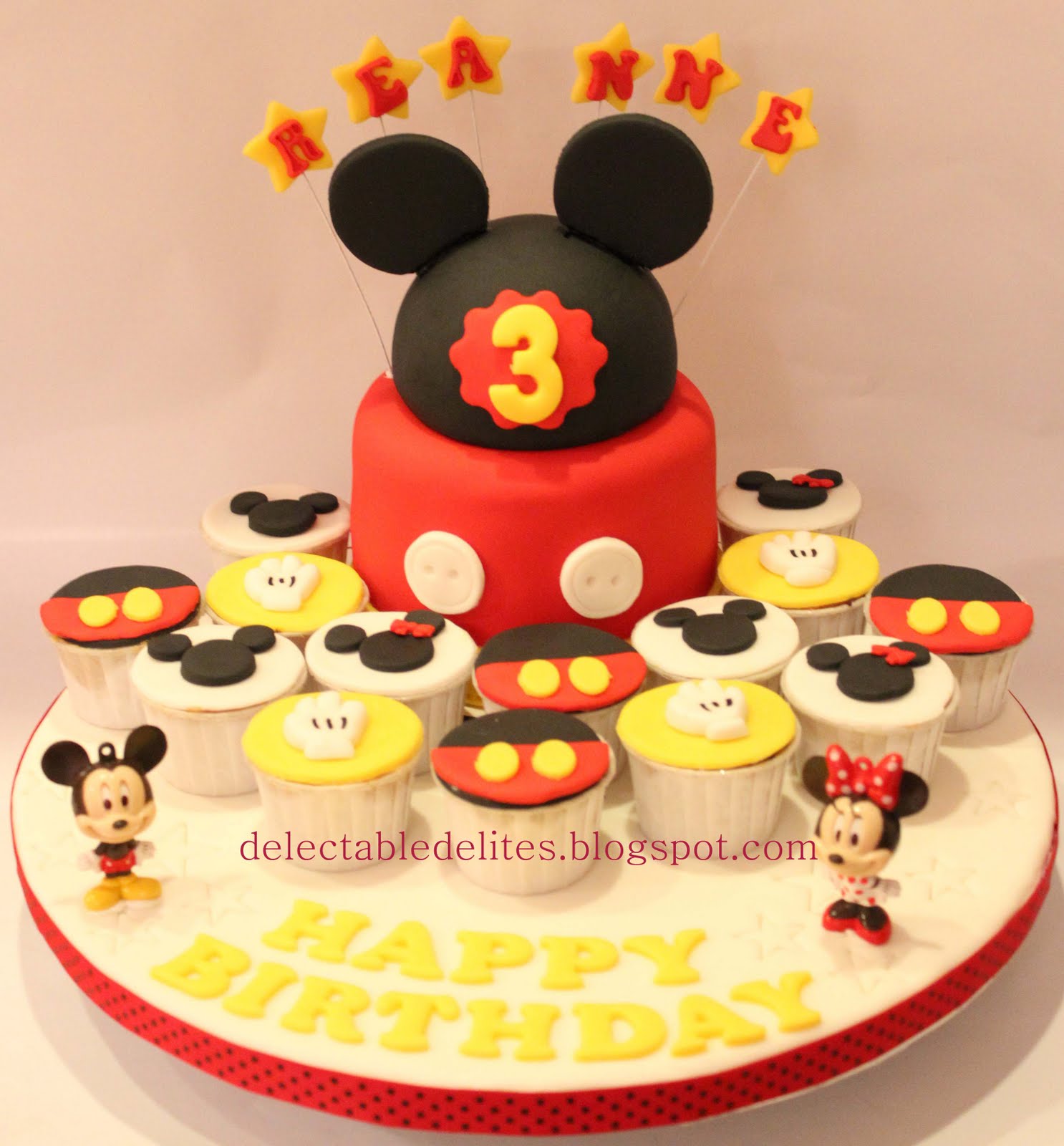 Mickey Mouse Birthday Cupcake Cake