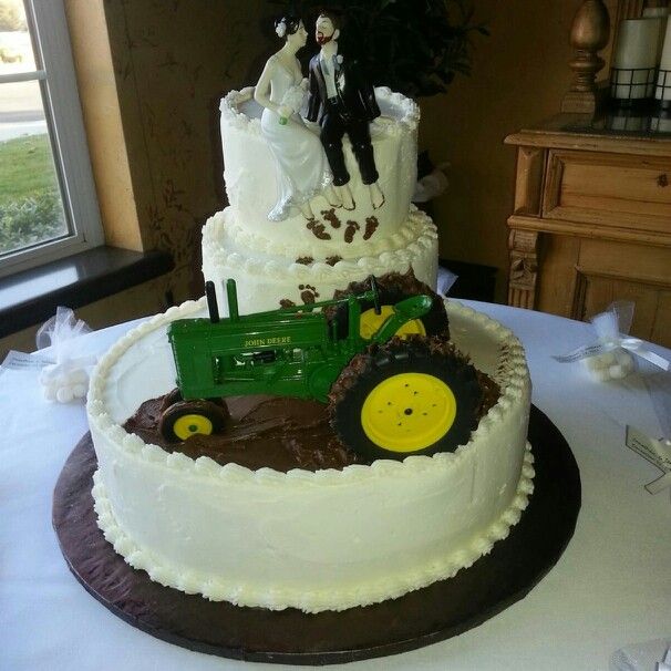 Mud Truck Wedding Cake Mud Truck Wedding Cake