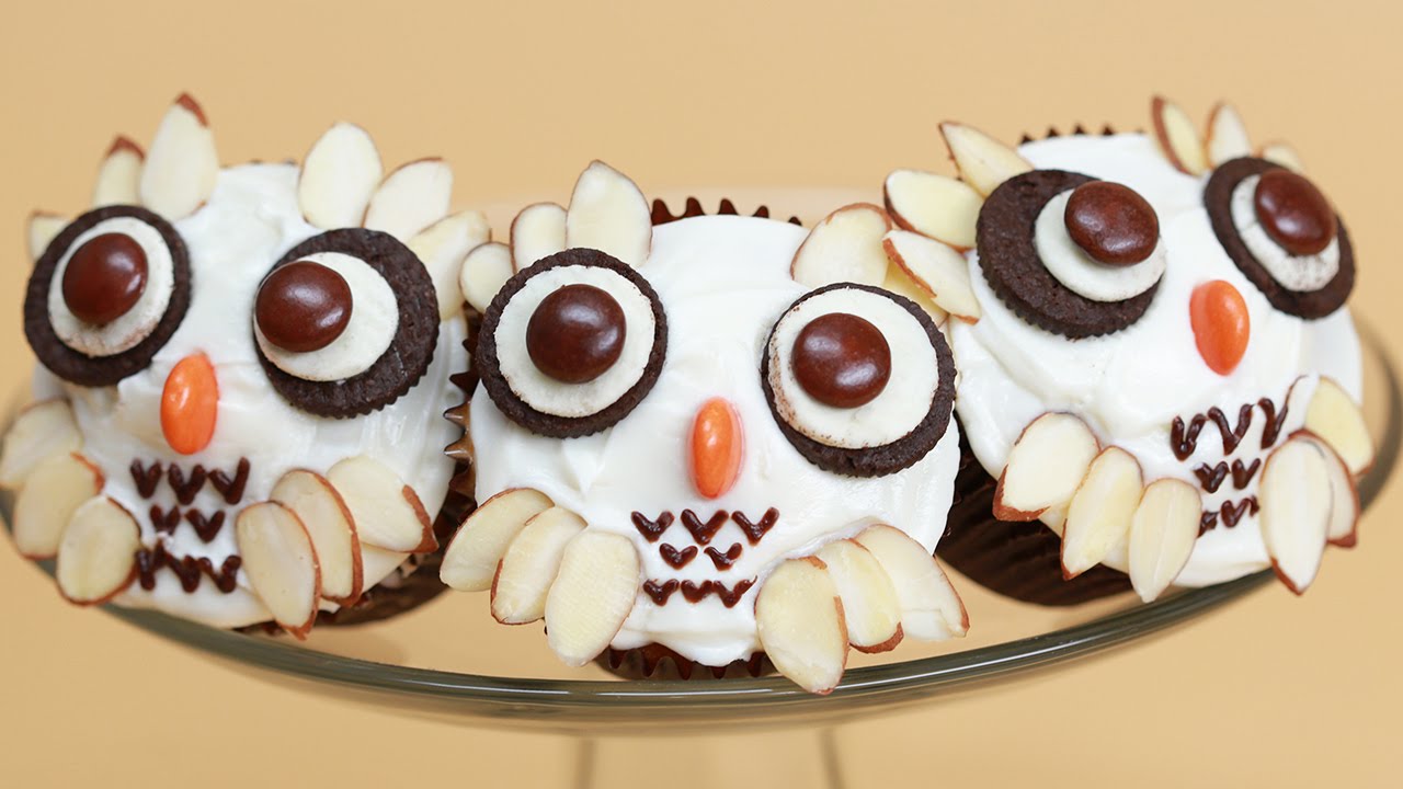 NERDY NUMMIES Harry Potter Owl Cupcakes