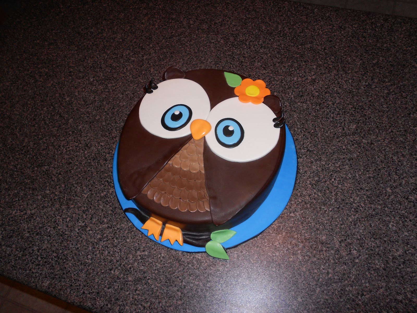 Round Owl Birthday Cake