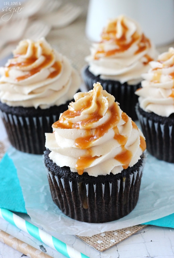 Salted Caramel Cupcakes with Chocolate