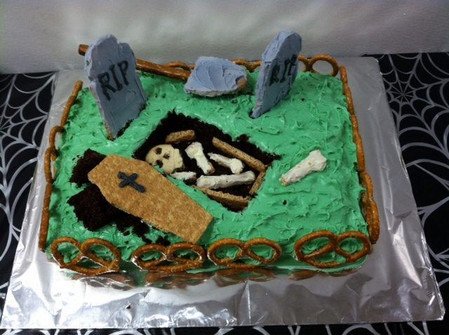 Sheet Cake Halloween Graveyard