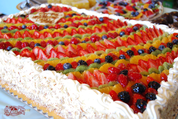 Sheet Cake with Fruit and Cream