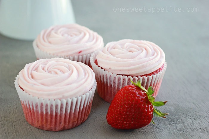 Strawberry Cupcakes with Cake Mix