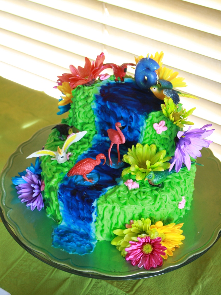 12 Photos of Tropical Parrot Cakes