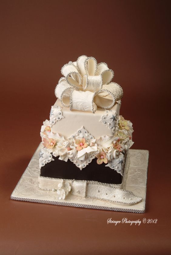 Wedding Western Elegant Cake