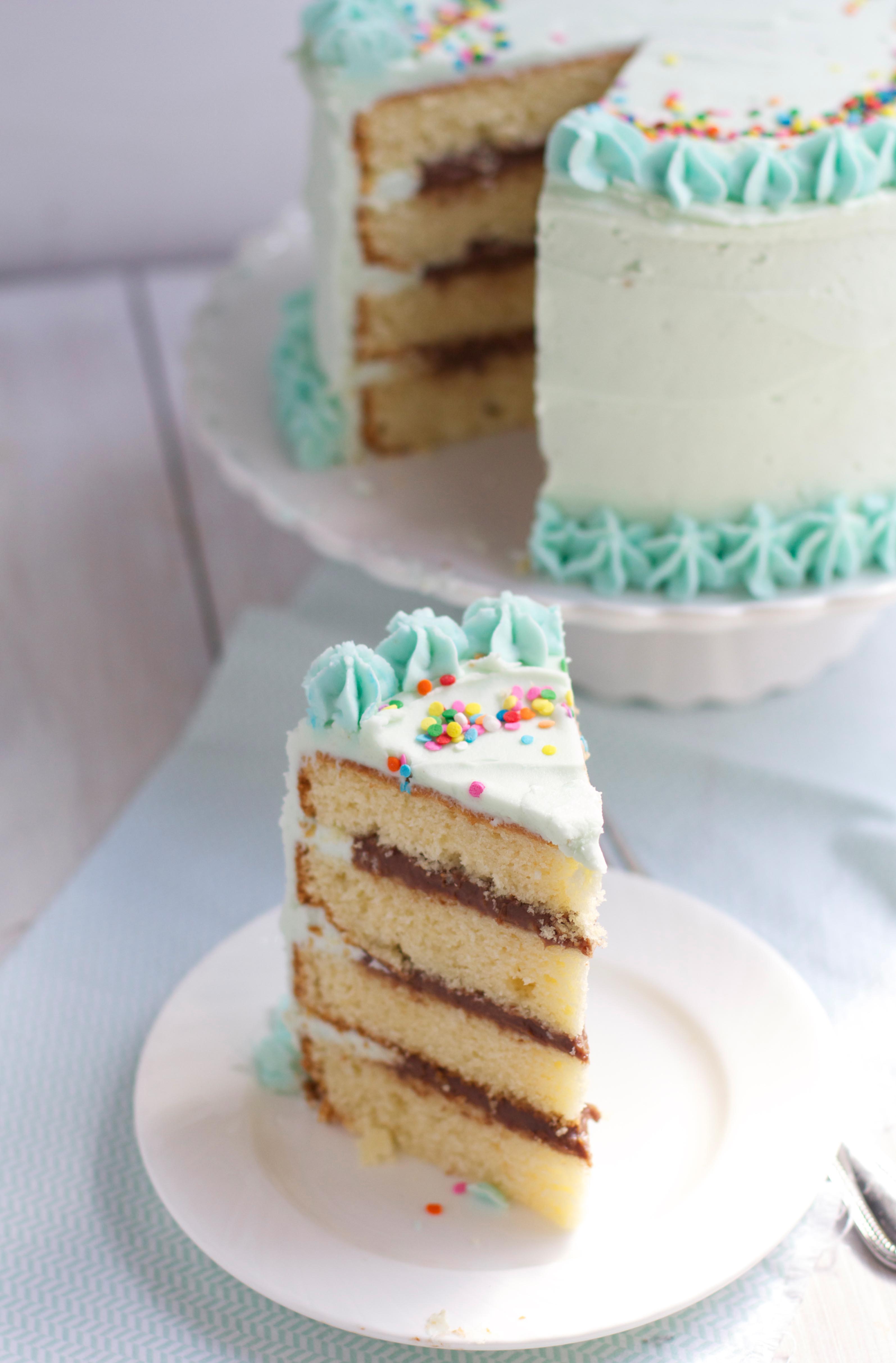 Yellow Cake with Fudge Filling