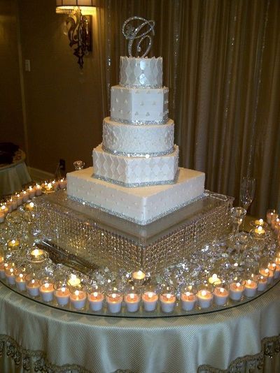Bling Wedding Cake Table Ideas