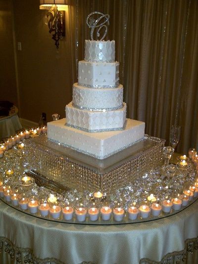 Bling Wedding Cake Table Ideas Bling Wedding Cake Table Ideas