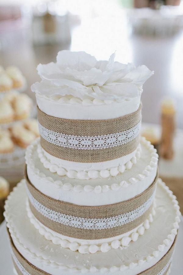 Burlap and Lace Wedding Cake Ideas