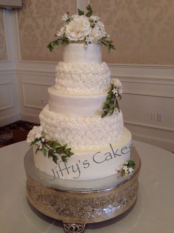 Cake with Buttercream Icing Cake with Buttercream Icing