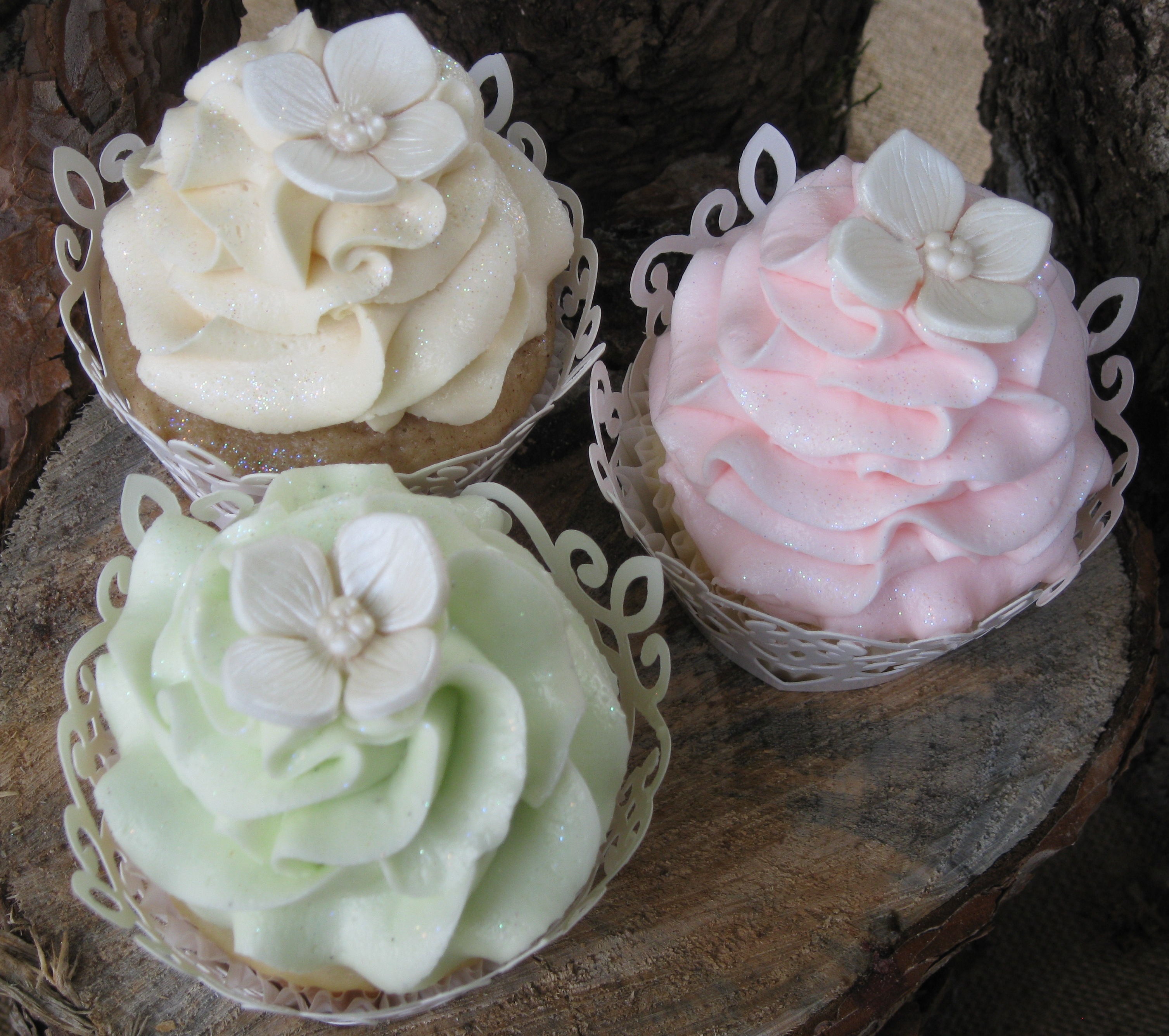 Calla Lilies Wedding Cupcakes