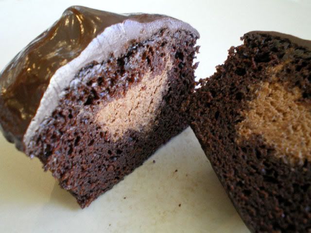 Chocolate Mousse Filled Cupcakes Chocolate Mousse Filled Cupcakes