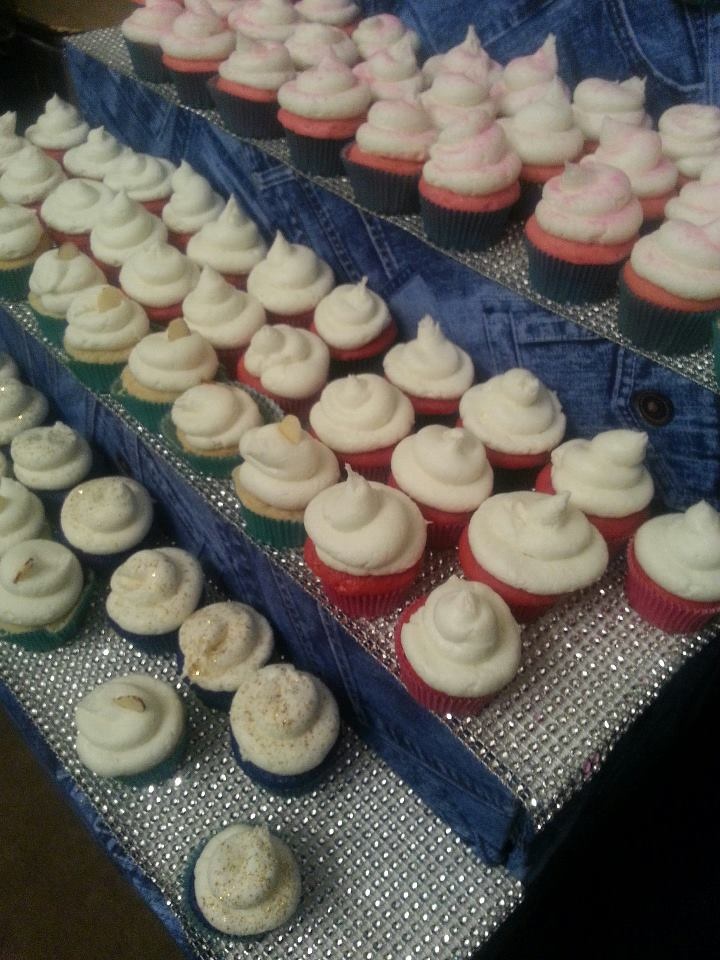Denim and Diamonds Party Cupcakes Denim and Diamonds Party Cupcakes