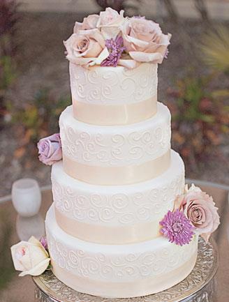 Elegant Winter Wedding Cake