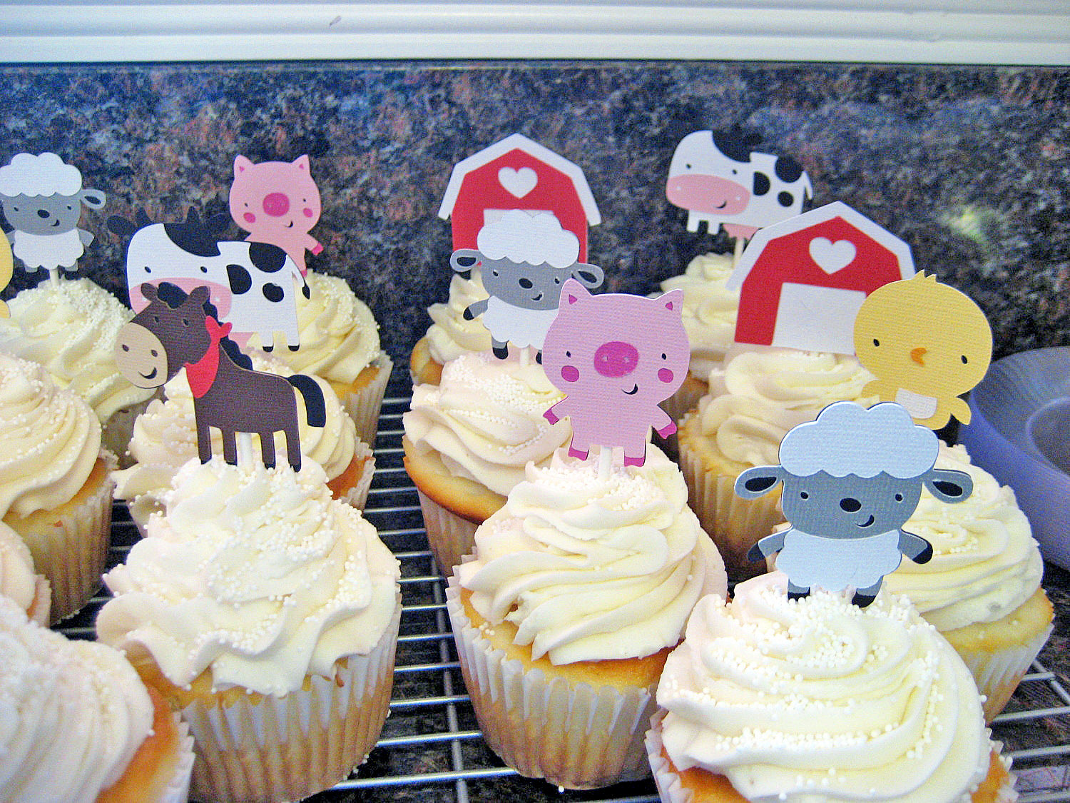 Farm Animal Cupcakes Birthday Party