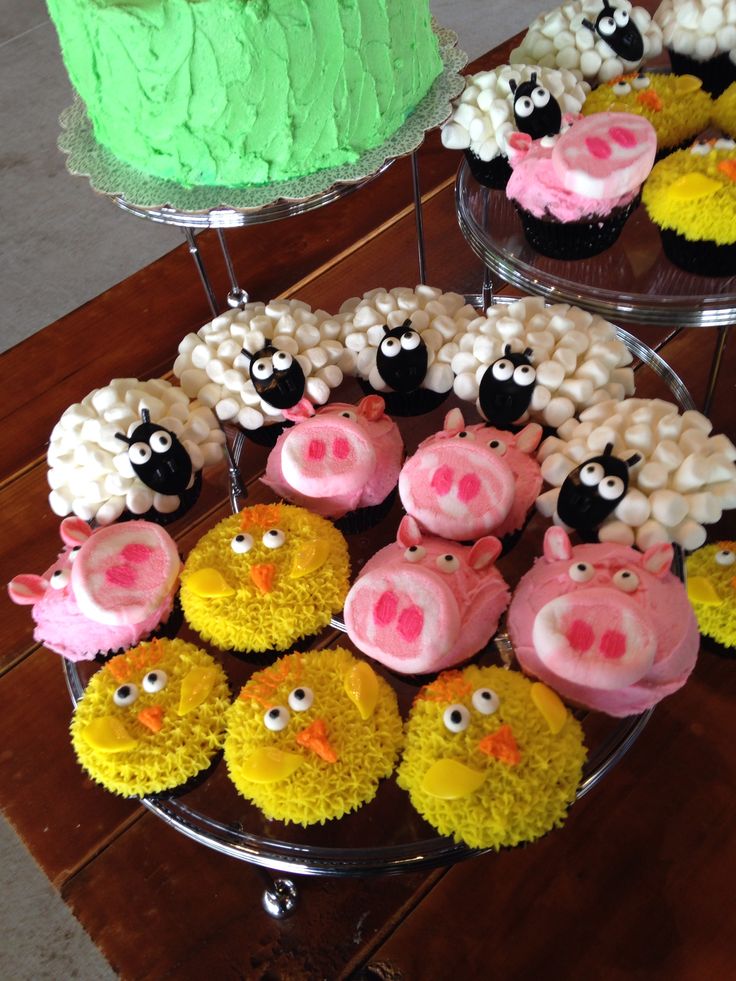 Farm Animal Cupcakes