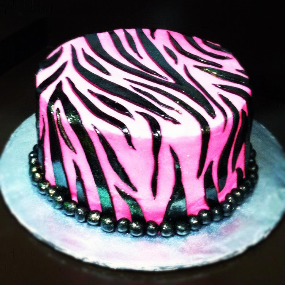 12 Photos of Fuchsia Zebra Cakes