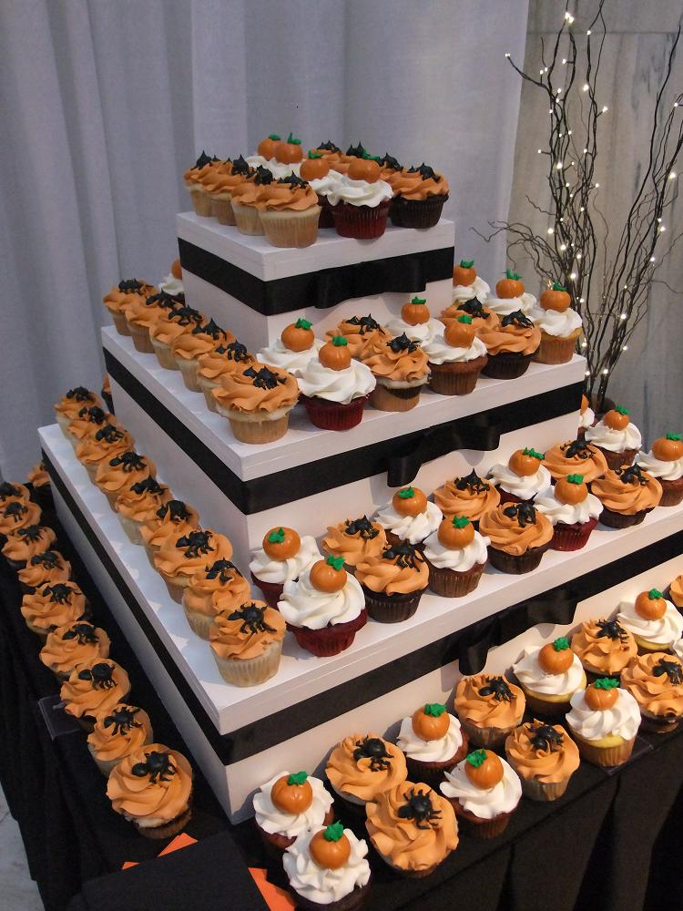 Halloween Wedding Cupcakes