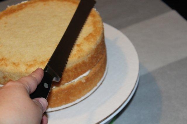 How to Make a Carved Pumpkin Cake How to Make a Carved Pumpkin Cake