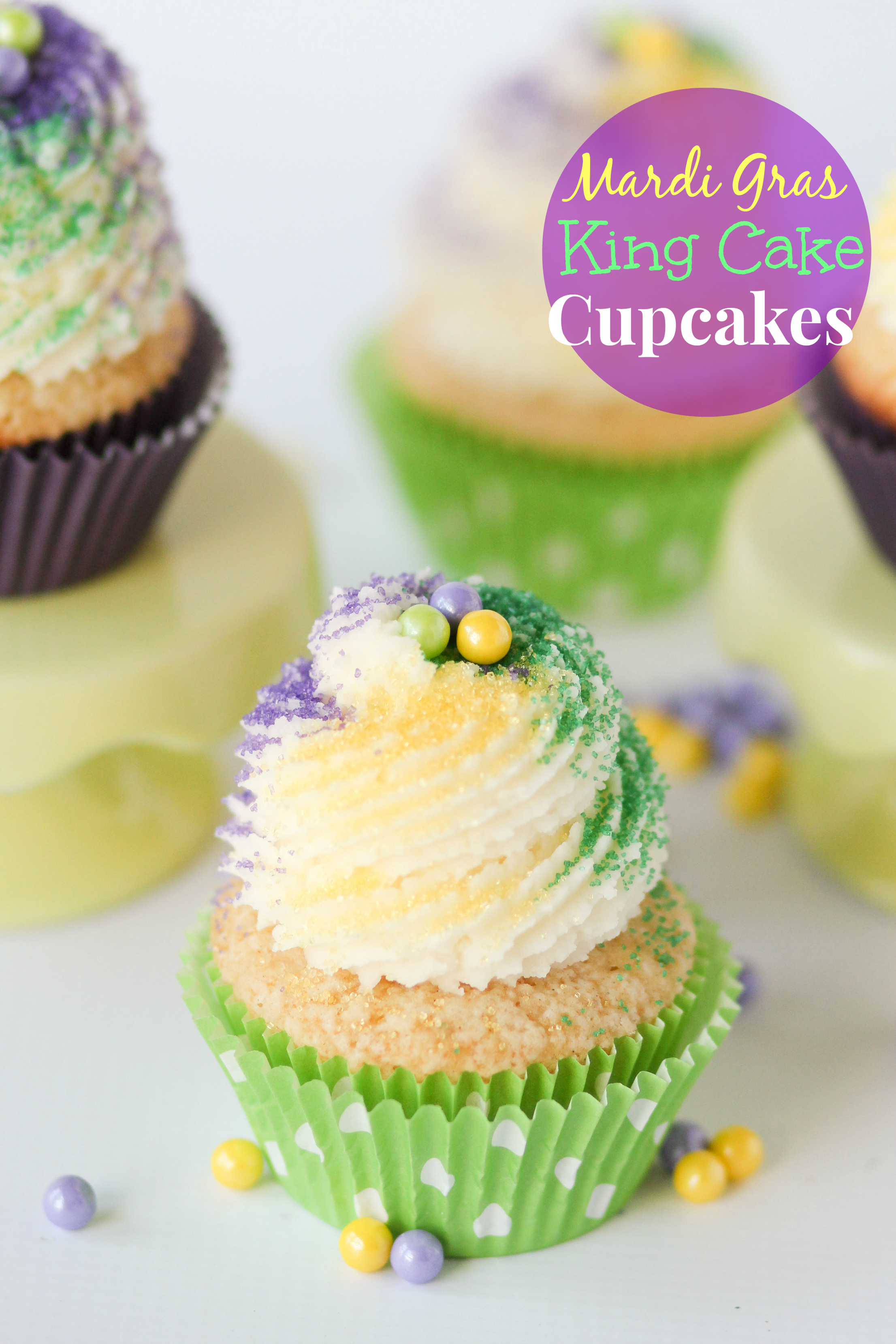 Mardi Gras King Cake Cupcakes