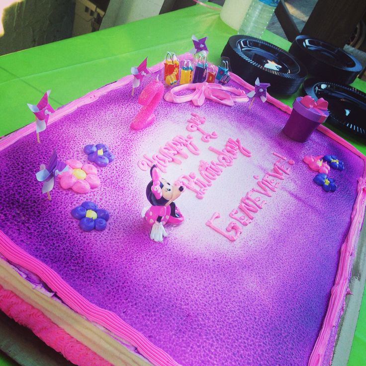 Minnie Mouse Sheet Cake