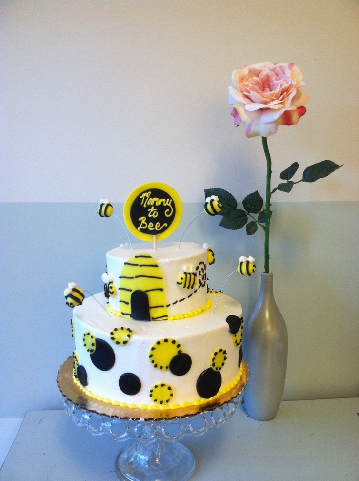 Mommy to Bee Cake Ideas