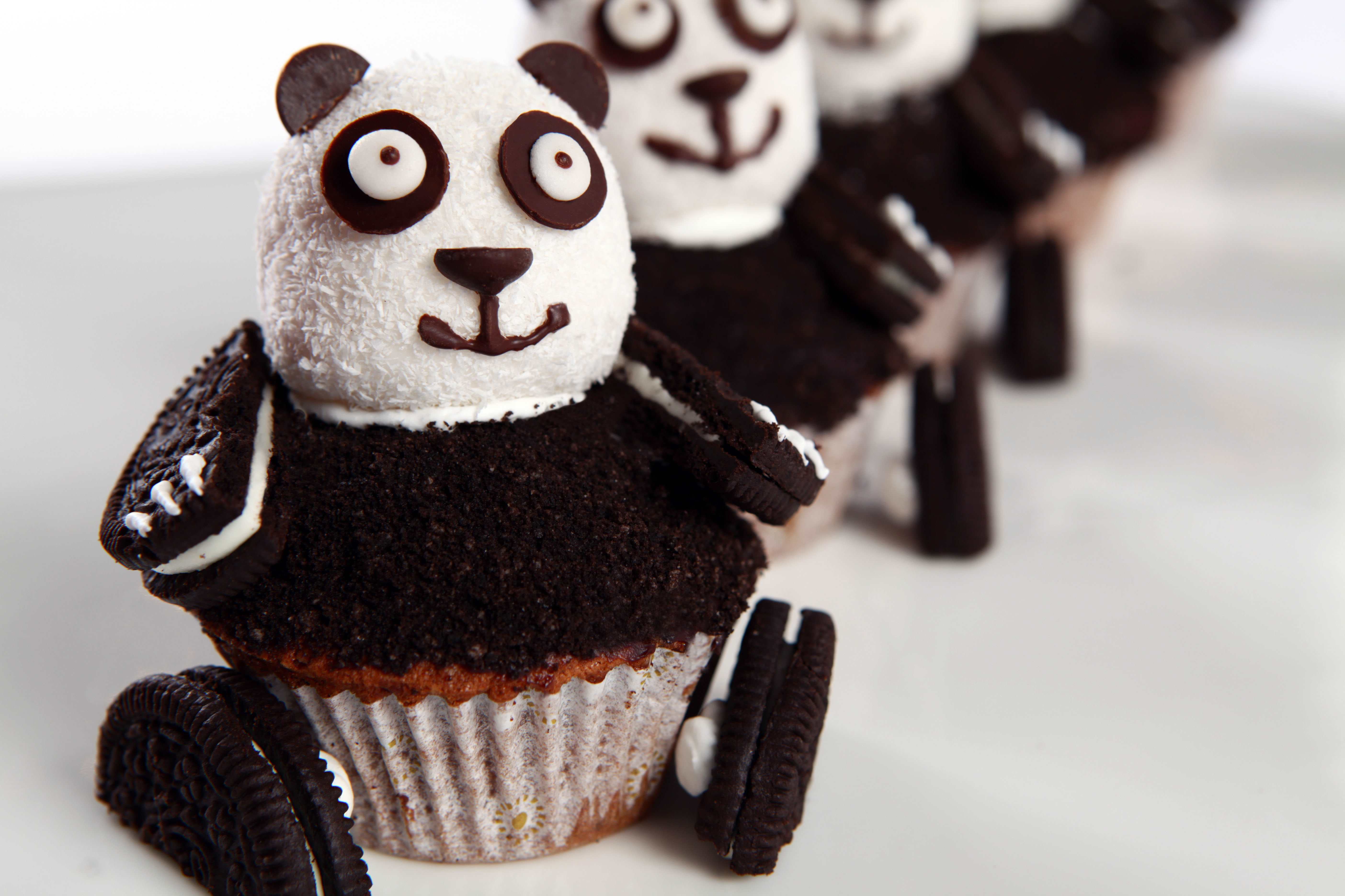 Panda Cupcakes with Oreos