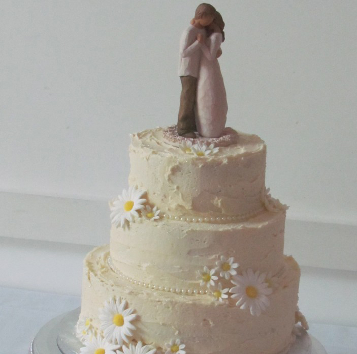 Rustic Daisy Wedding Cake Rustic Daisy Wedding Cake