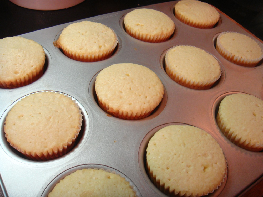 10 Photos of Cupcakes With Cake Mix Sour Cream