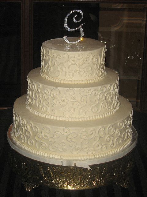 White Swirl Wedding Cake White Swirl Wedding Cake